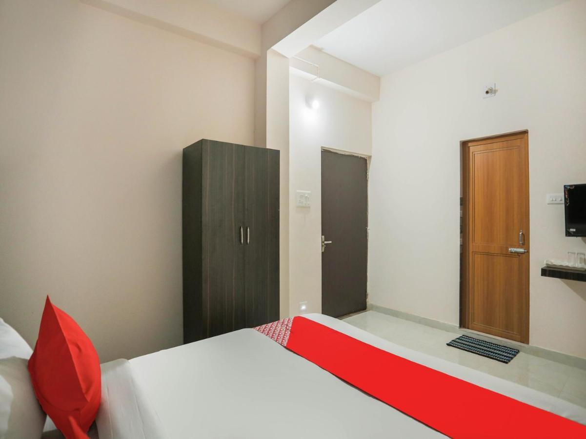 Flagship 76560 Hotel Vanss Bhubaneswar Exteriör bild