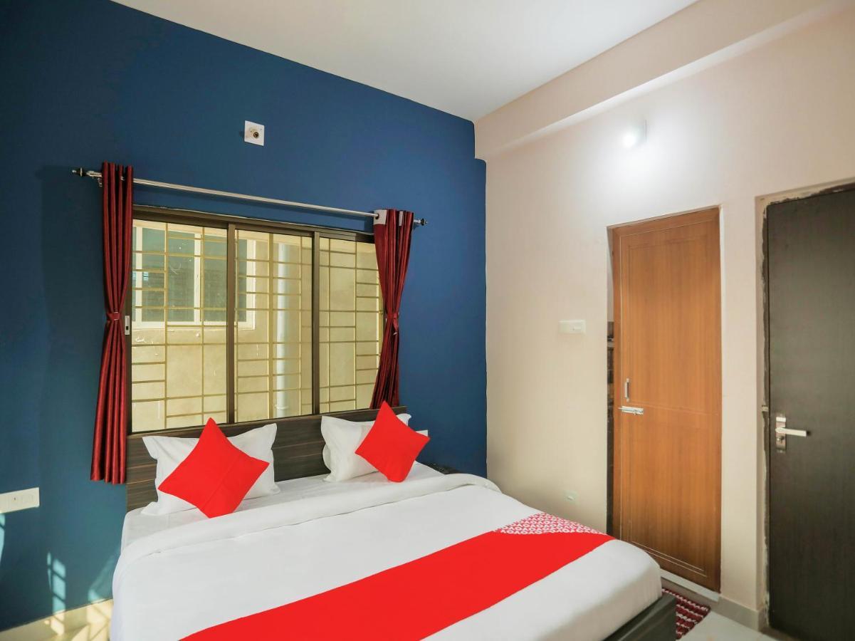 Flagship 76560 Hotel Vanss Bhubaneswar Exteriör bild