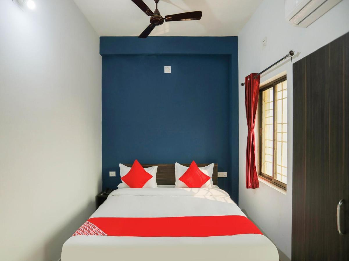 Flagship 76560 Hotel Vanss Bhubaneswar Exteriör bild