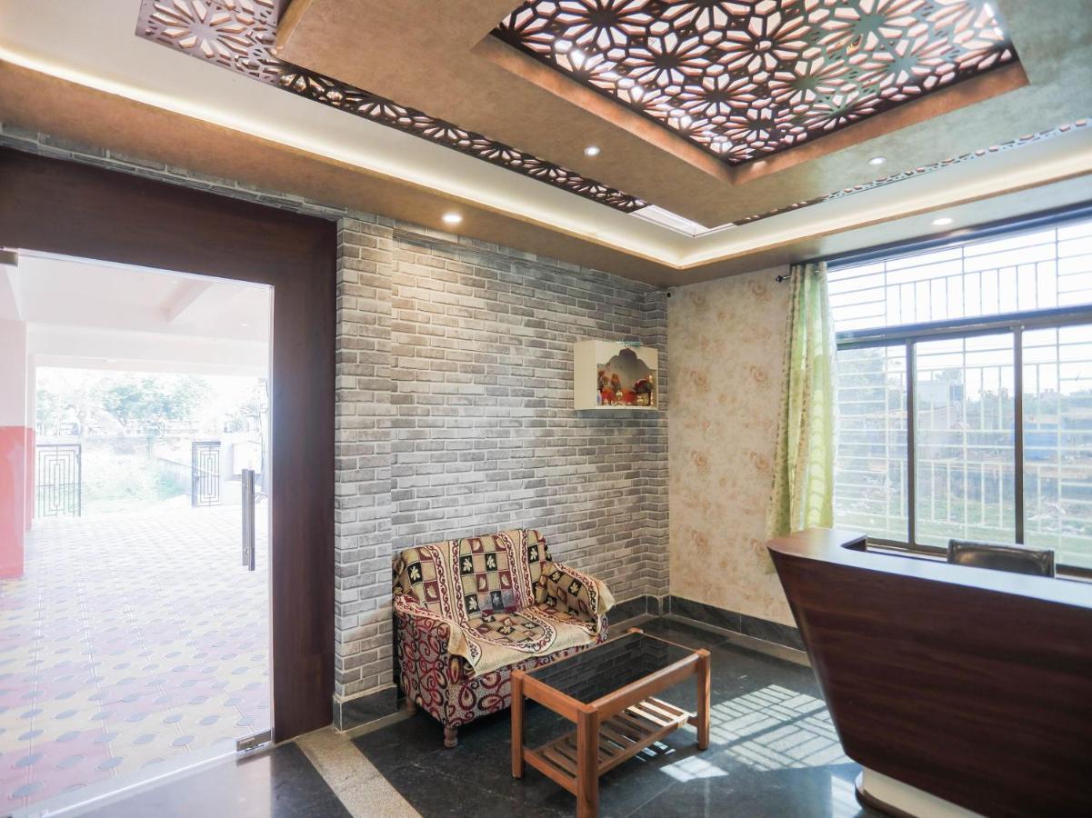 Flagship 76560 Hotel Vanss Bhubaneswar Exteriör bild