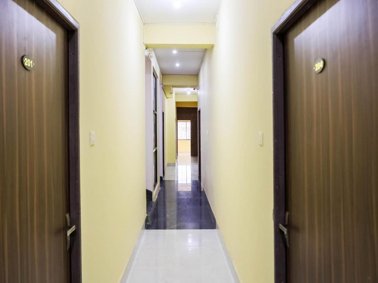 Flagship 76560 Hotel Vanss Bhubaneswar Exteriör bild