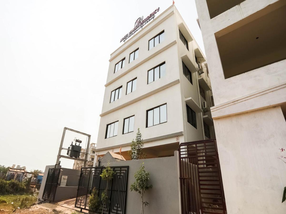 Flagship 76560 Hotel Vanss Bhubaneswar Exteriör bild